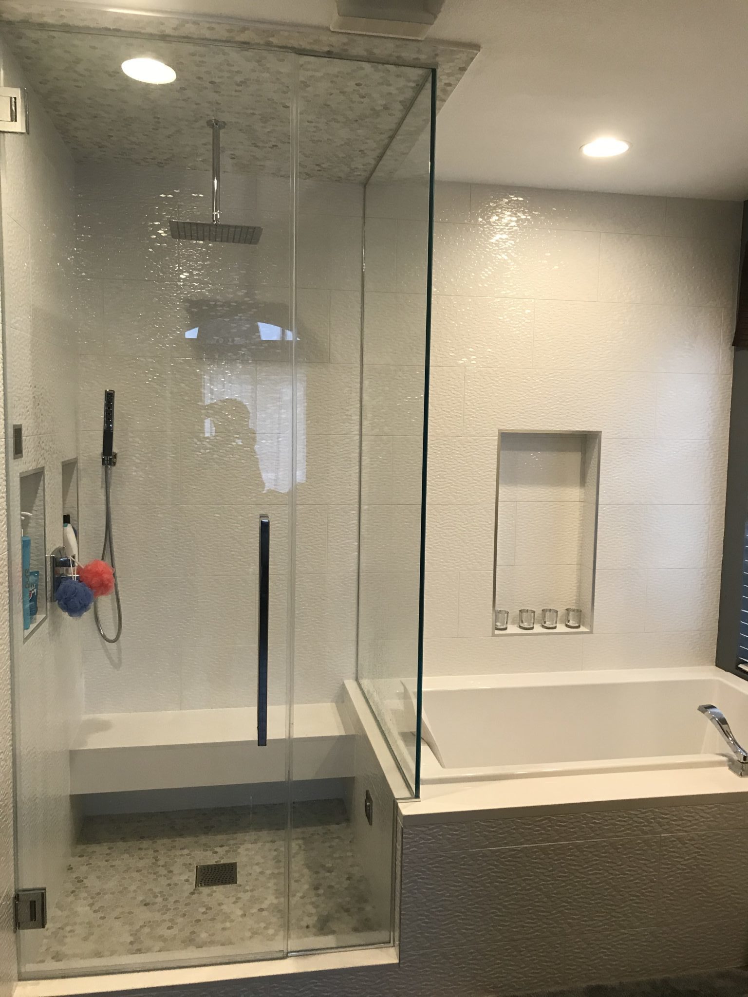 Shower Doors – A Cutting Edge Glass & Mirror