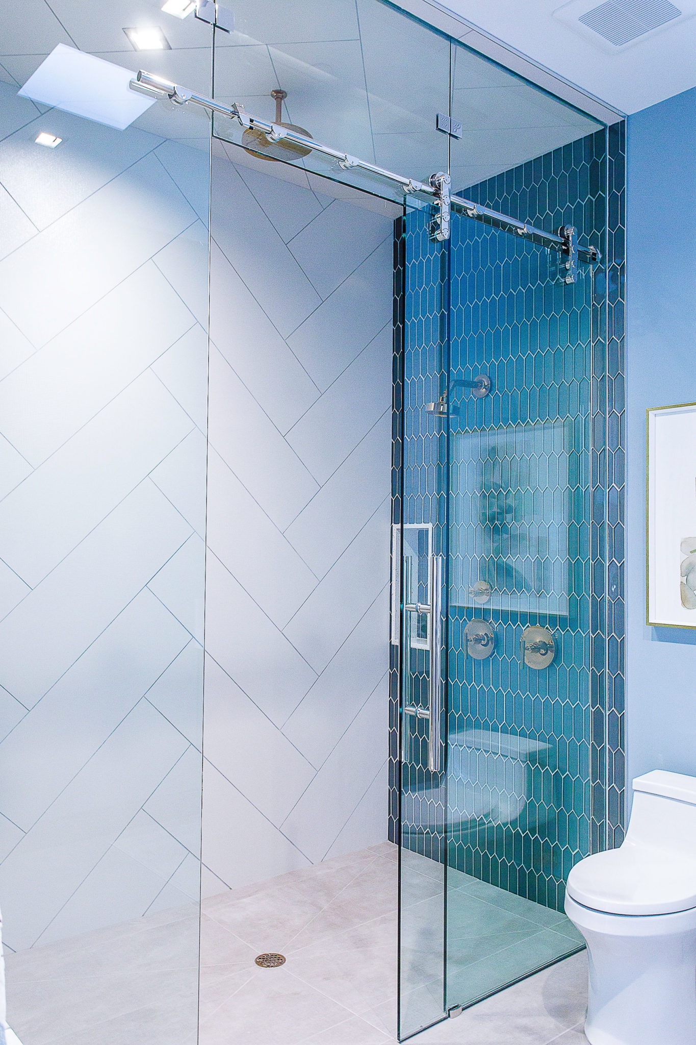 Shower Doors – A Cutting Edge Glass & Mirror