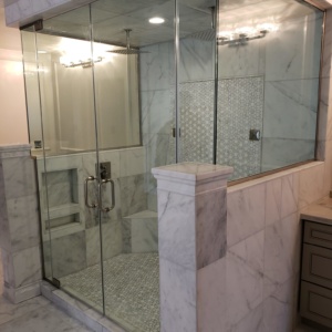 Frameless steam shower with double doors