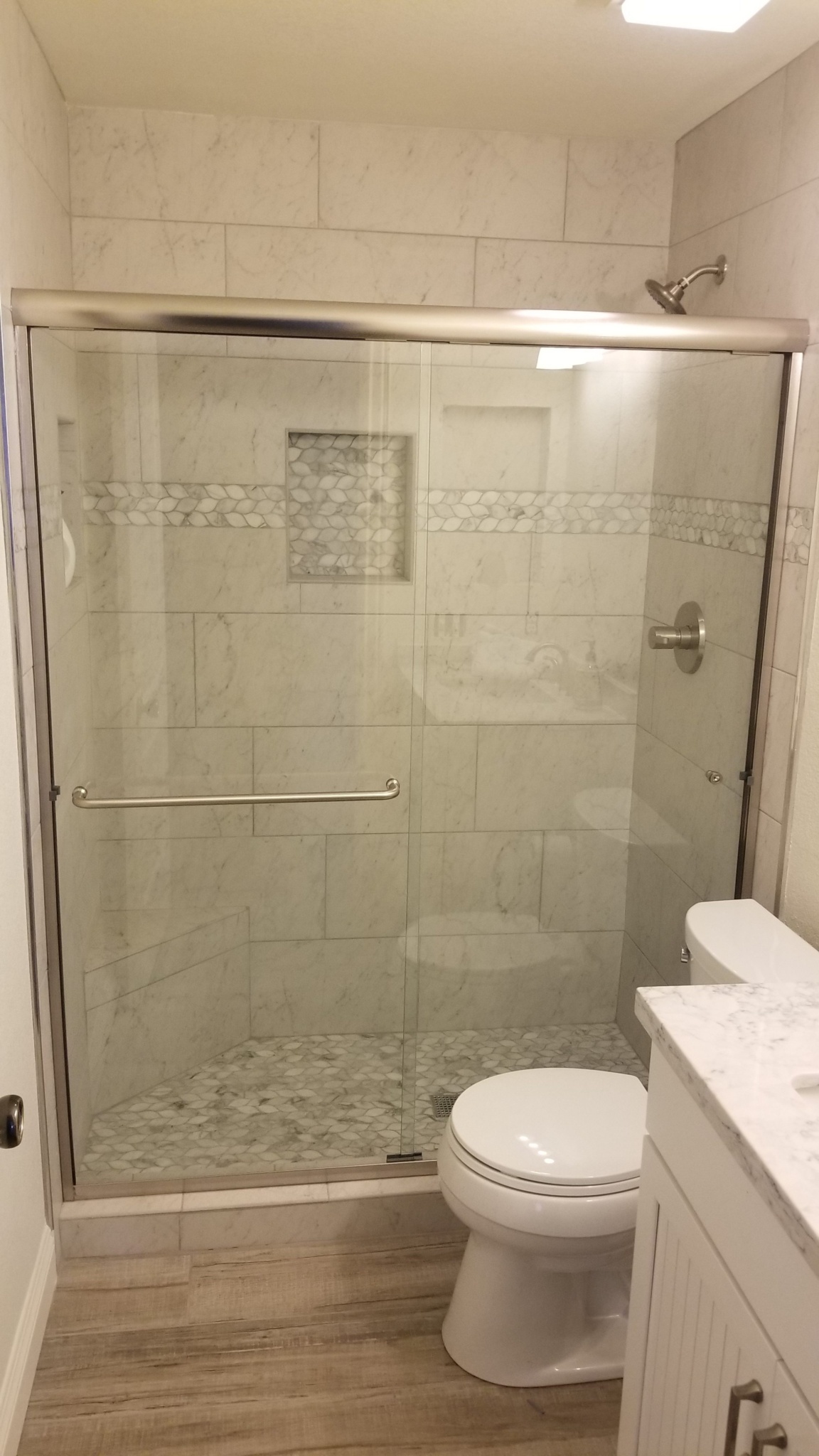 Shower Doors – A Cutting Edge Glass & Mirror