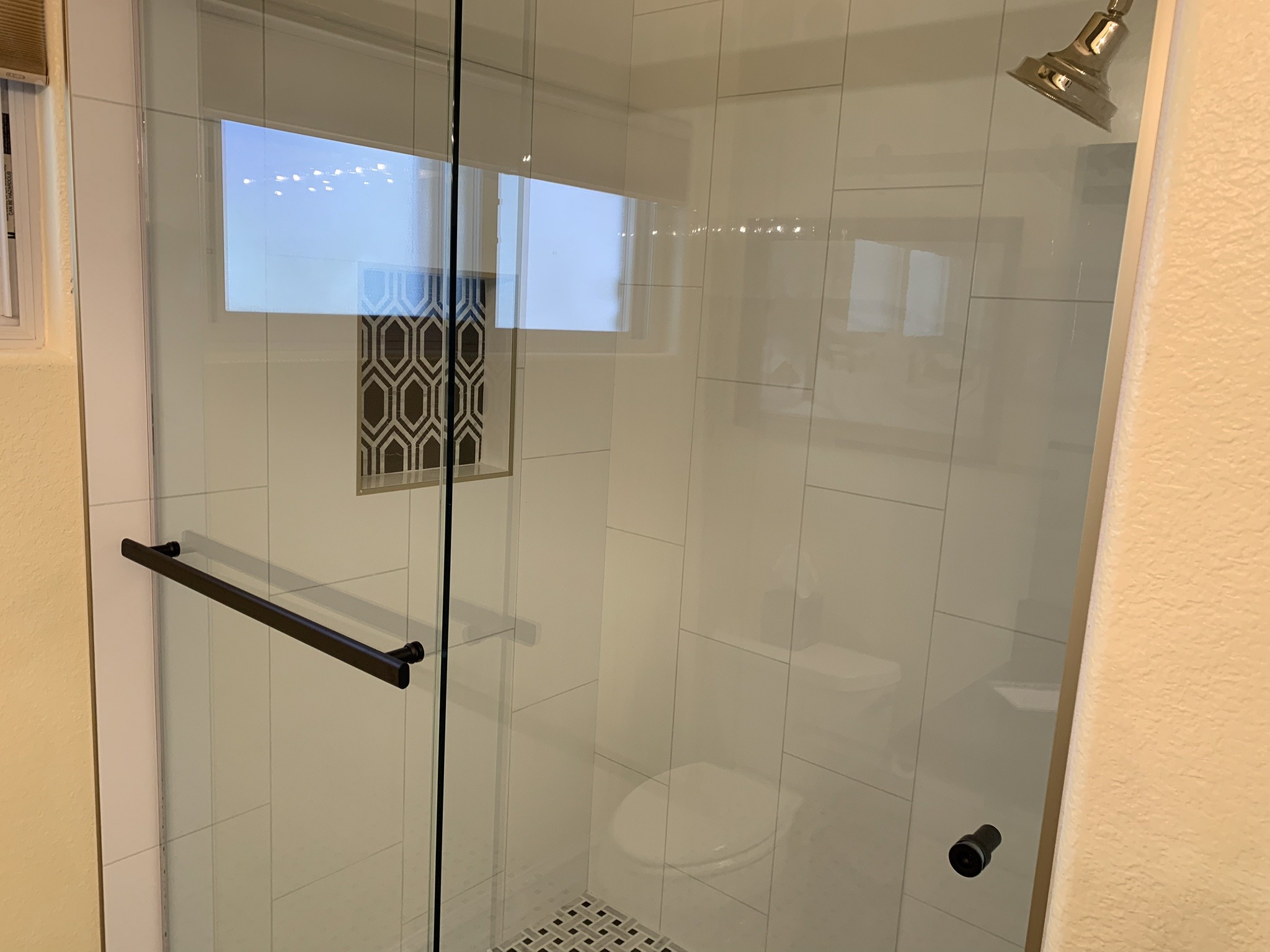 Custom Shower Doors - A Cutting Edge Glass & Mirror