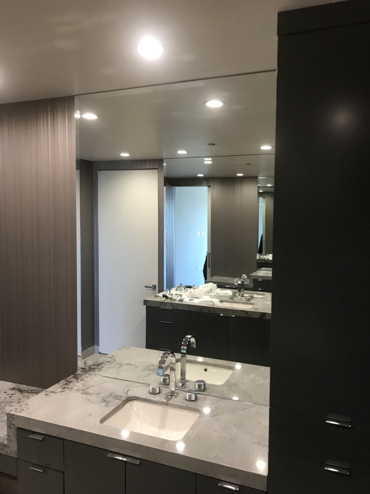 Custom Mirrors - Install or Replace Mirrors - Cut Rate Glass