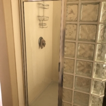 Framed Shower Doors las Vegas
